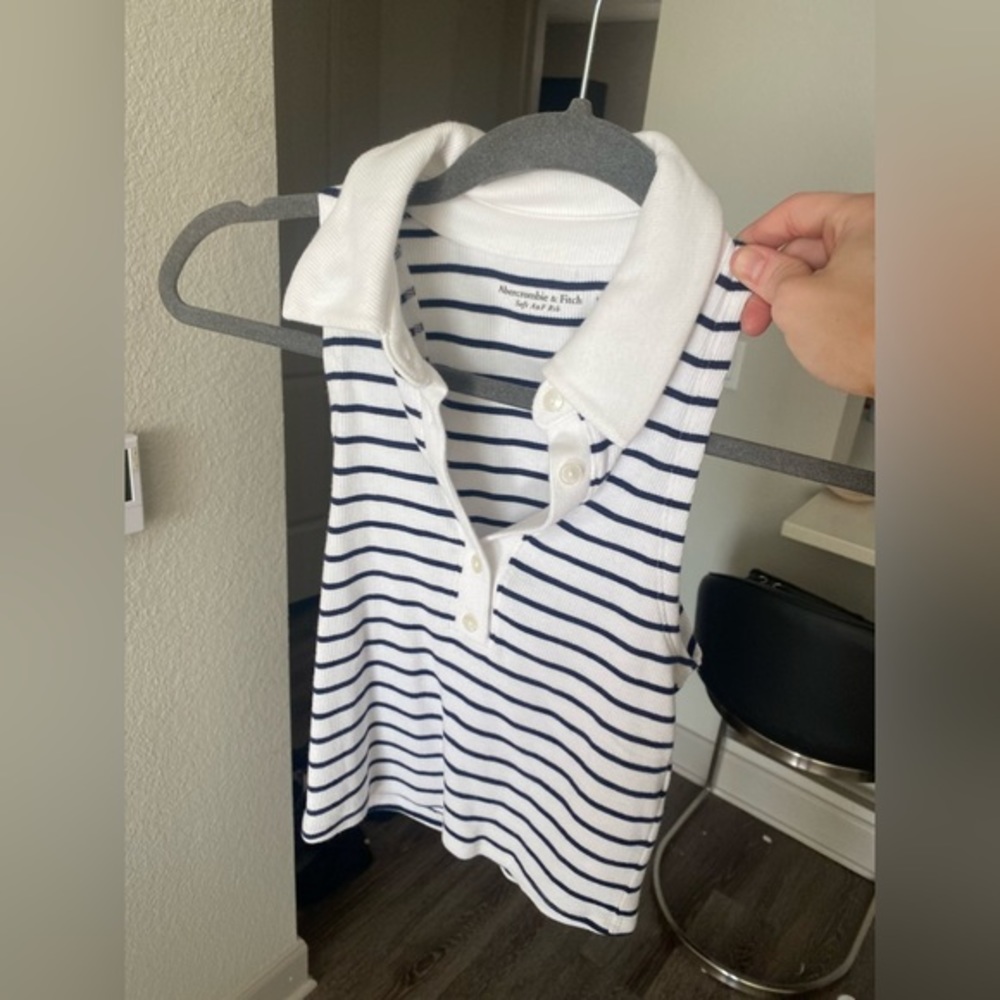 NWT Abercrombie & Fitch cropped polo tank top